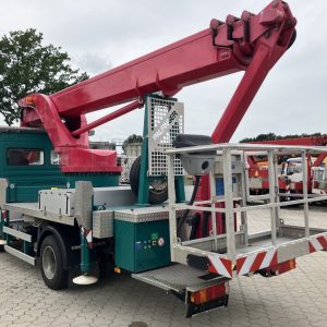 P 300 KS, 82891 (4)