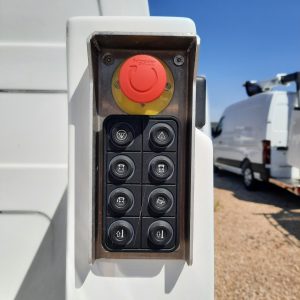 Rear basket controls