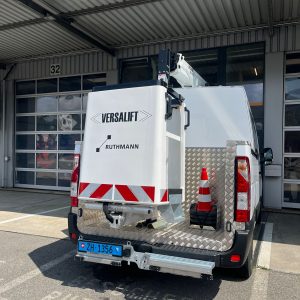 VERSALIFT VDTE-33-120 3