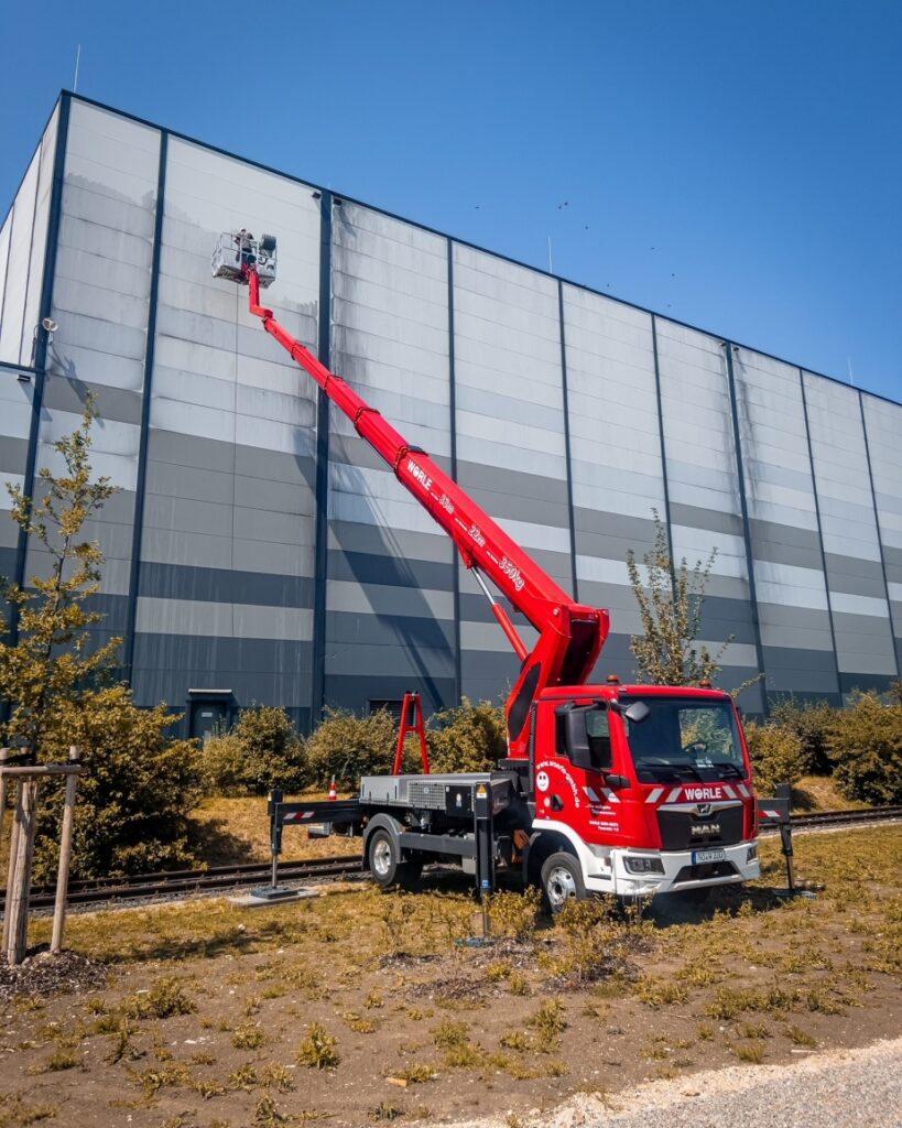 Der neue STEIGER® T 330 XS von Wörle im Einsatz