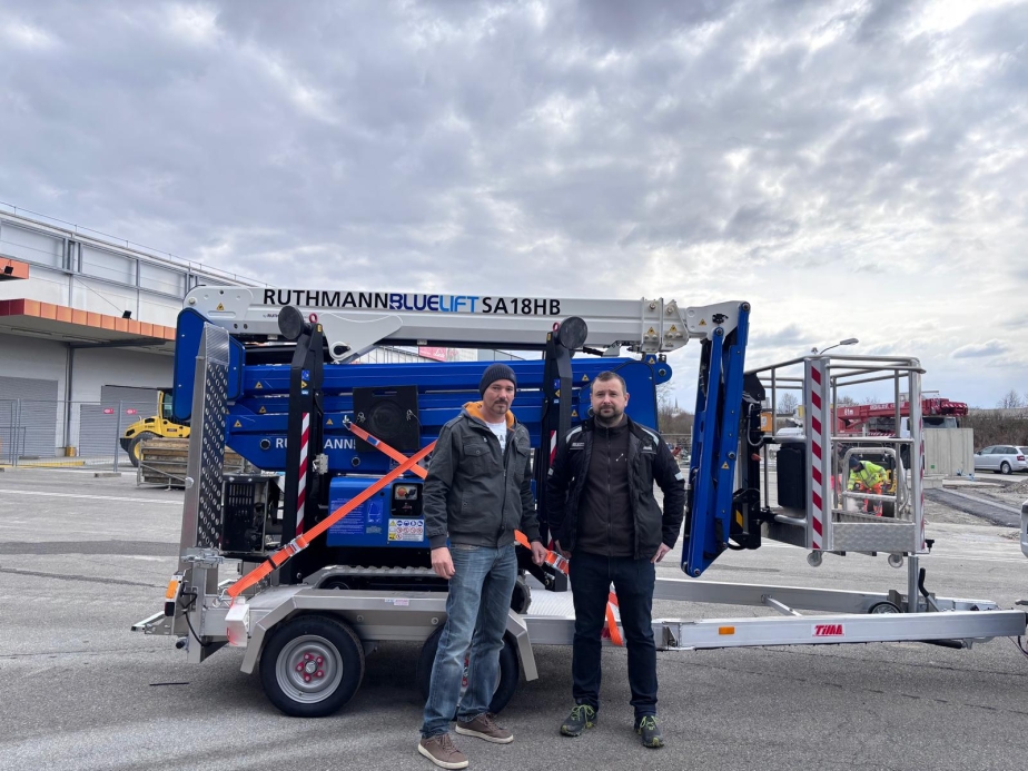 Bluelift Sa18HB übergabe